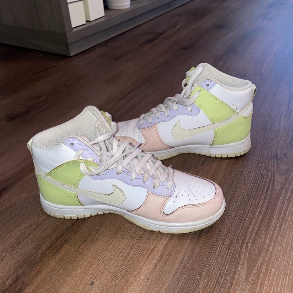 Women's NIKE Lemon Twist Multicolor High-Top Sneakers